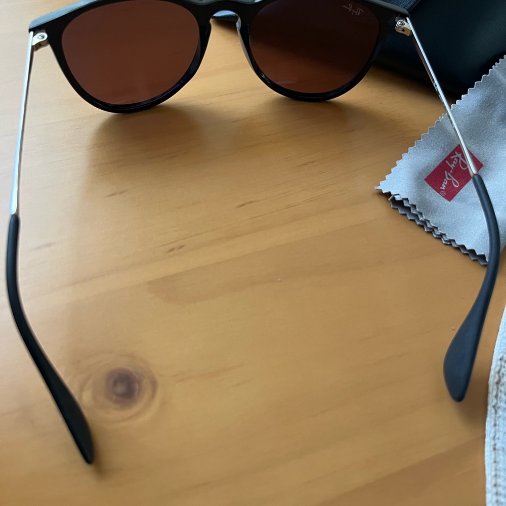 Rayban sunglasses - Picture 7 of 7